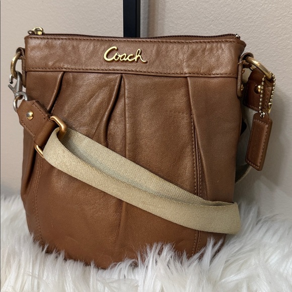 Coach Handbags - COACH Crossbody Swingback Bronze Leather Handbag #42585